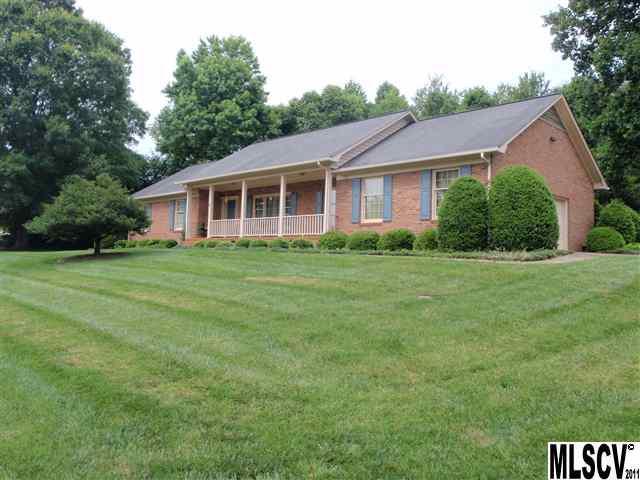 1137 Woodlawn Circle