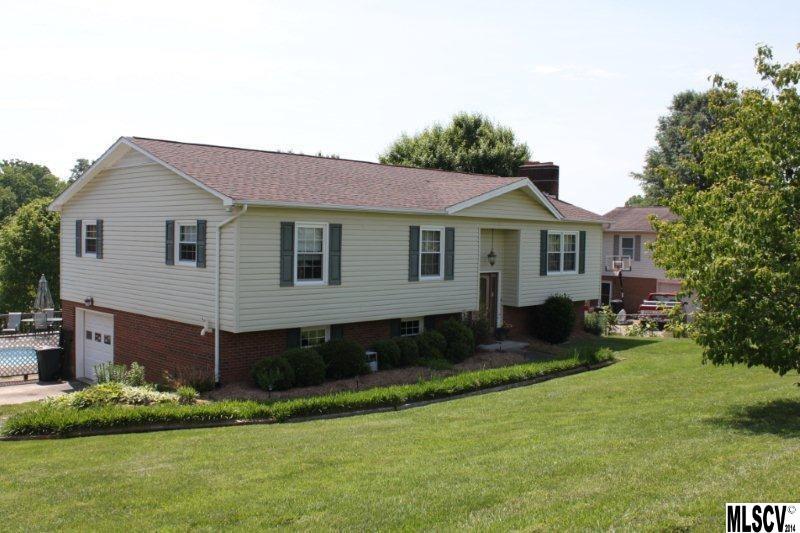 2216 Olde Well Road