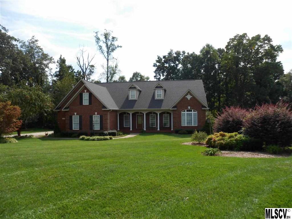 1045 Willow Creek Drive