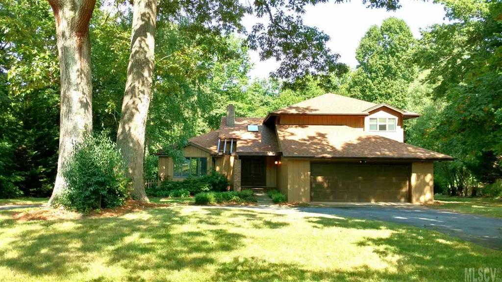 328 Wood Hollow Road
