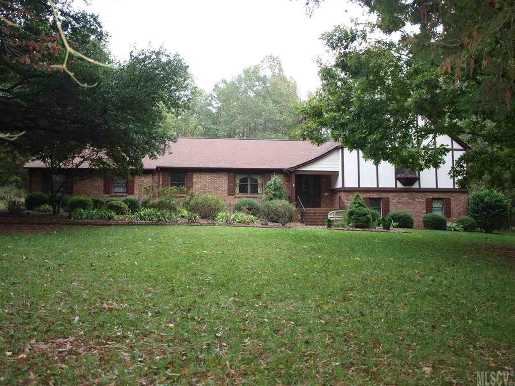 1303 Knolls Drive