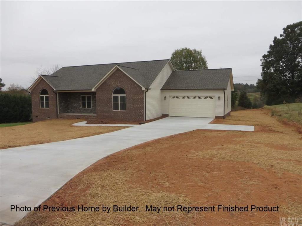 2213 Carriage Lane