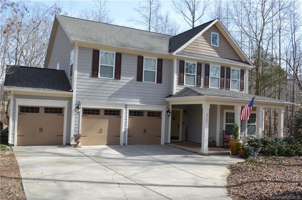 2505 Labelle Drive