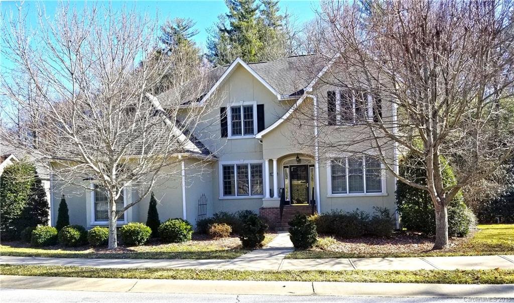 390 Mistletoe Trail