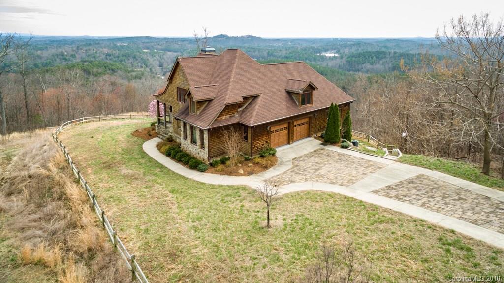 131 Bear Cliff Way