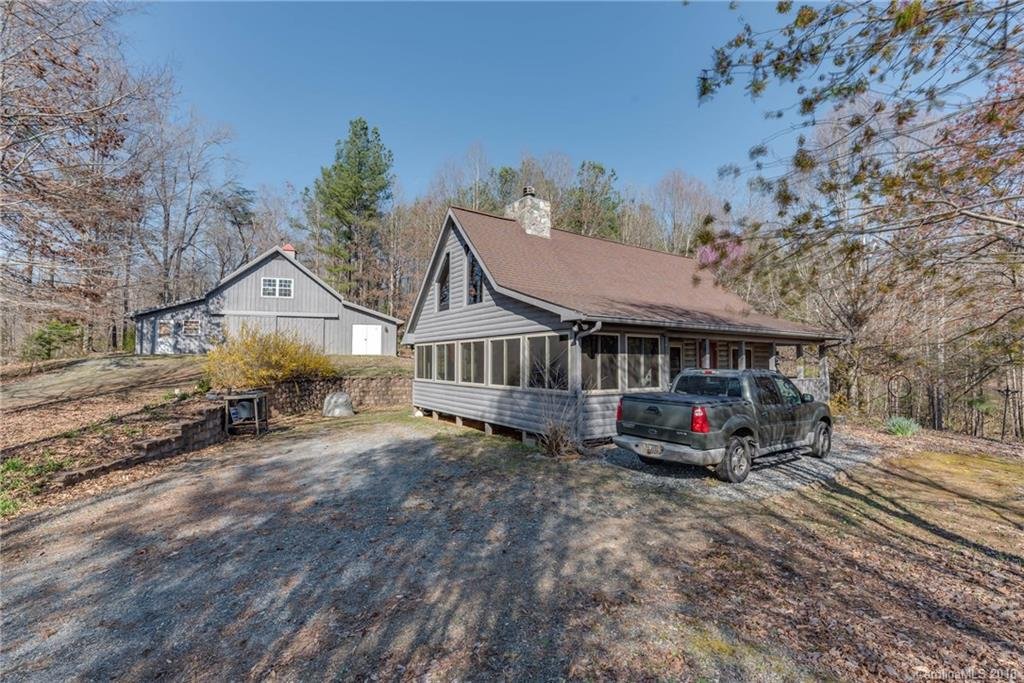 715 Willow Lake Drive