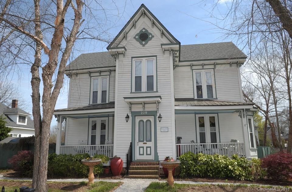 229 S Long Street