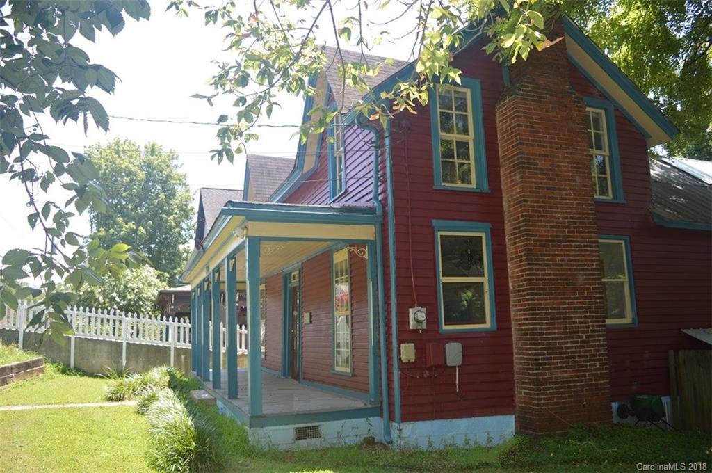 305 E Bank Street