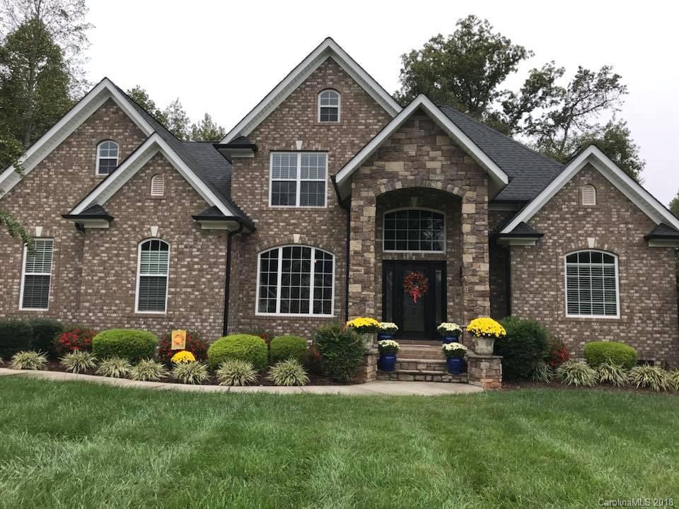 1020 Oak Grove Lane