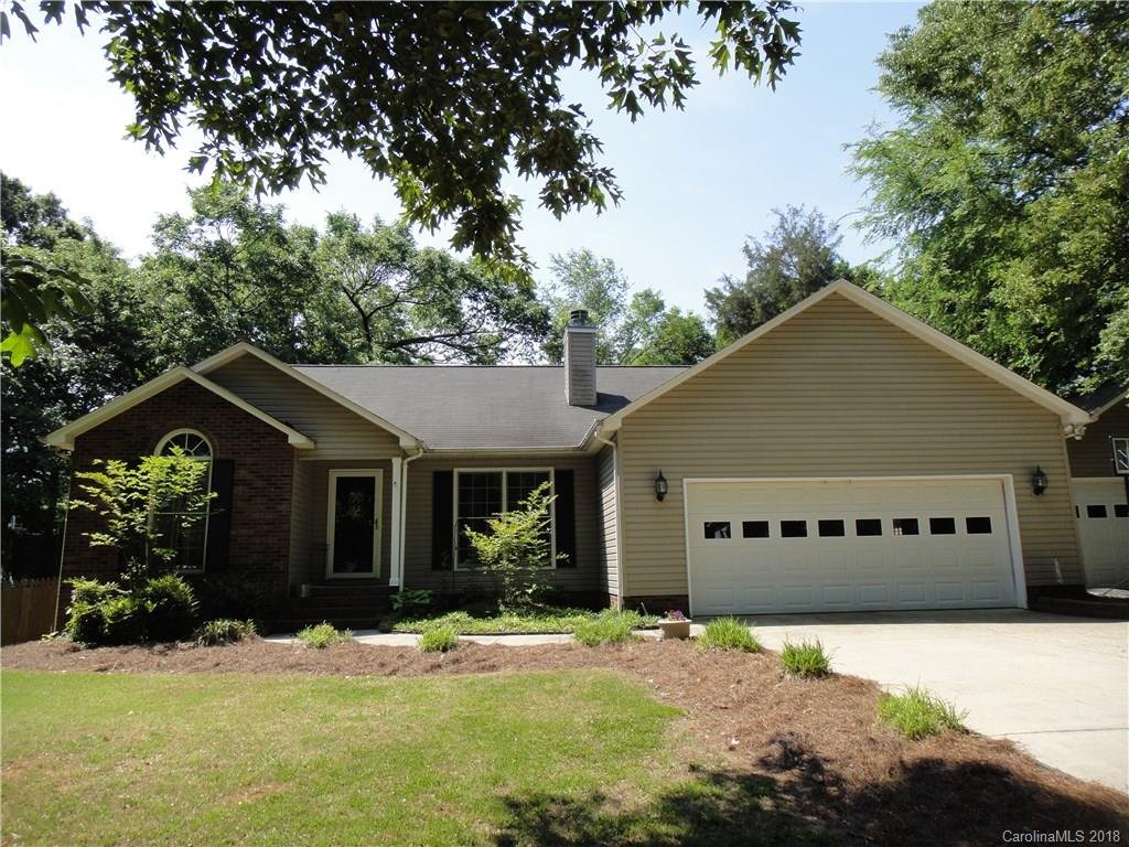 3704 Dakeita Circle
