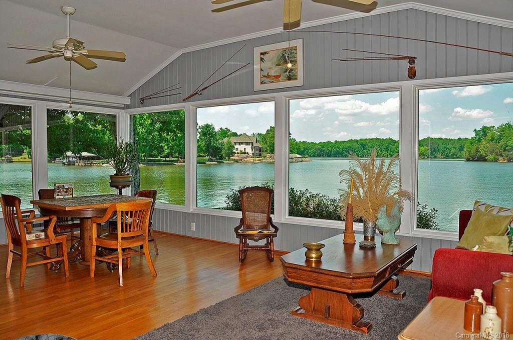 8008 Catawba Cove Drive