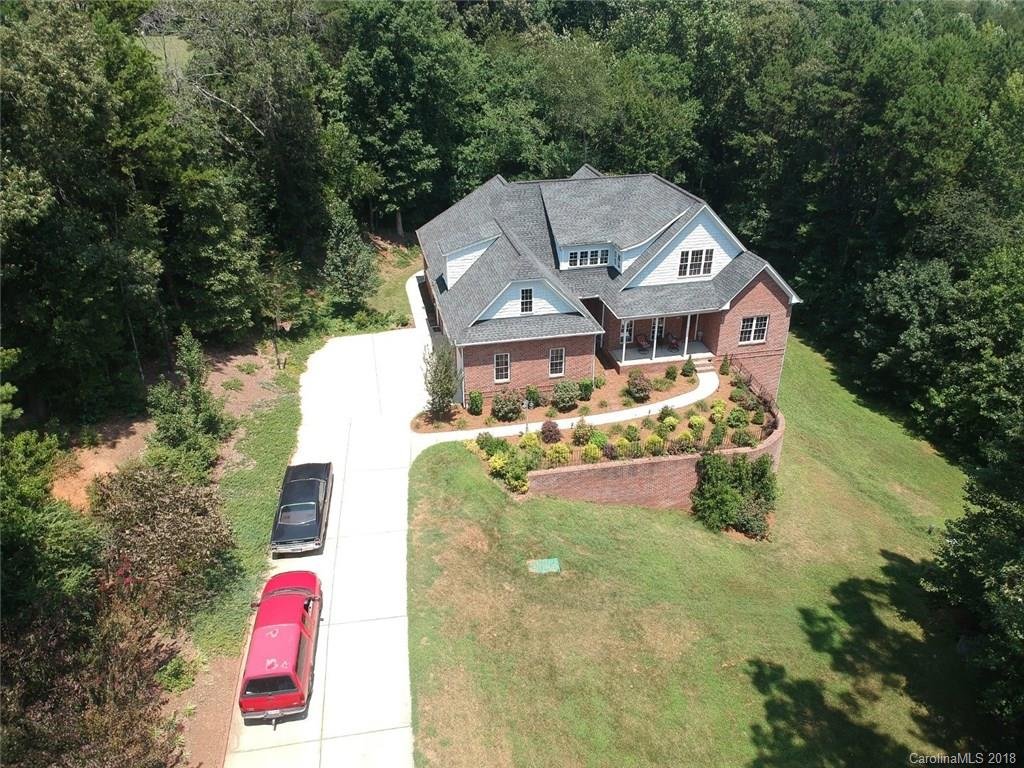 6131 Willow Farm Drive