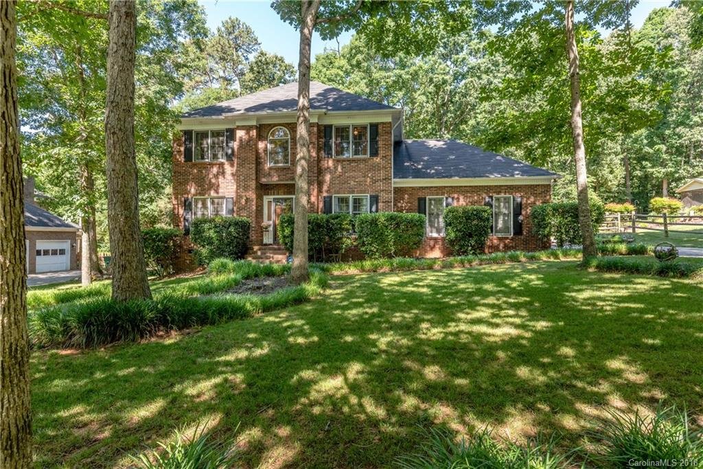 2719 Bent Oak Drive