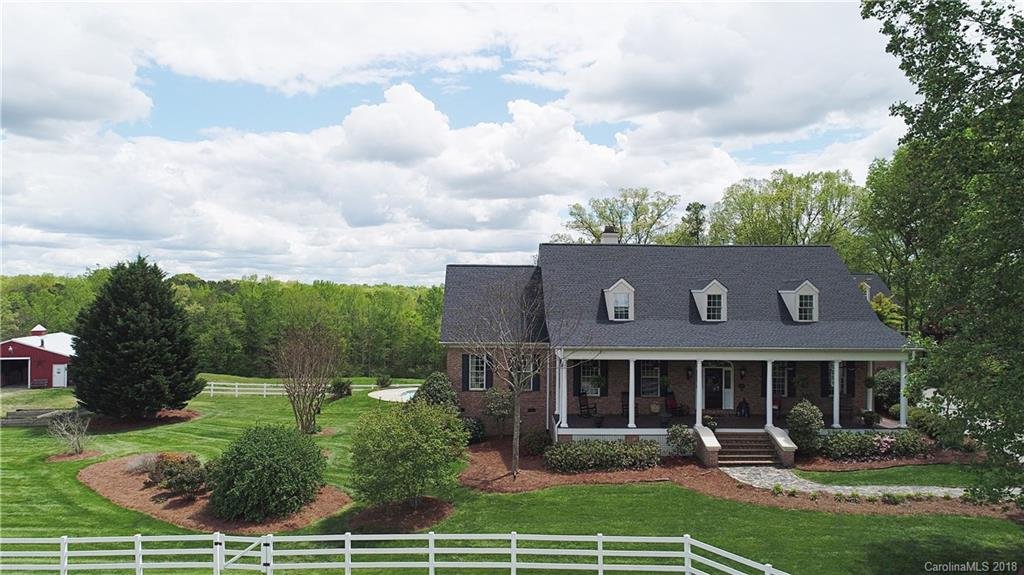 1690 Bridle Court