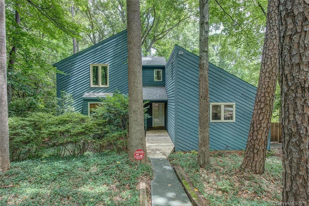 2801 Patio Lane