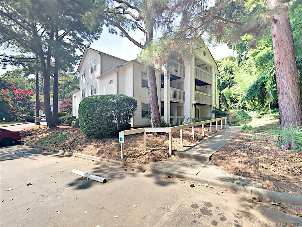 1052 Churchill Downs Court G