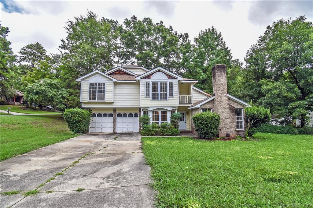 4516 Bathurst Drive