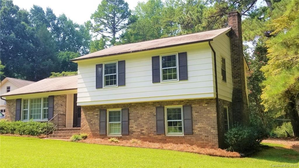 2067 Poinsett Drive