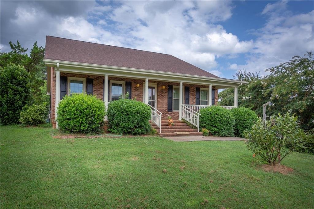 104 Pinebark Court