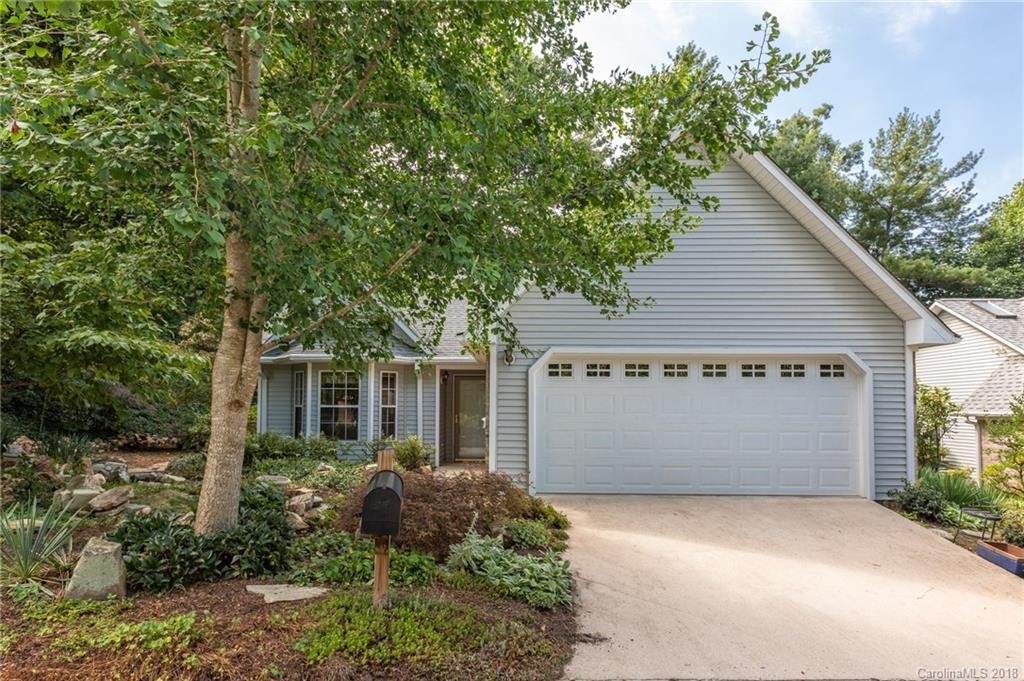 109 Thistle Knoll Court
