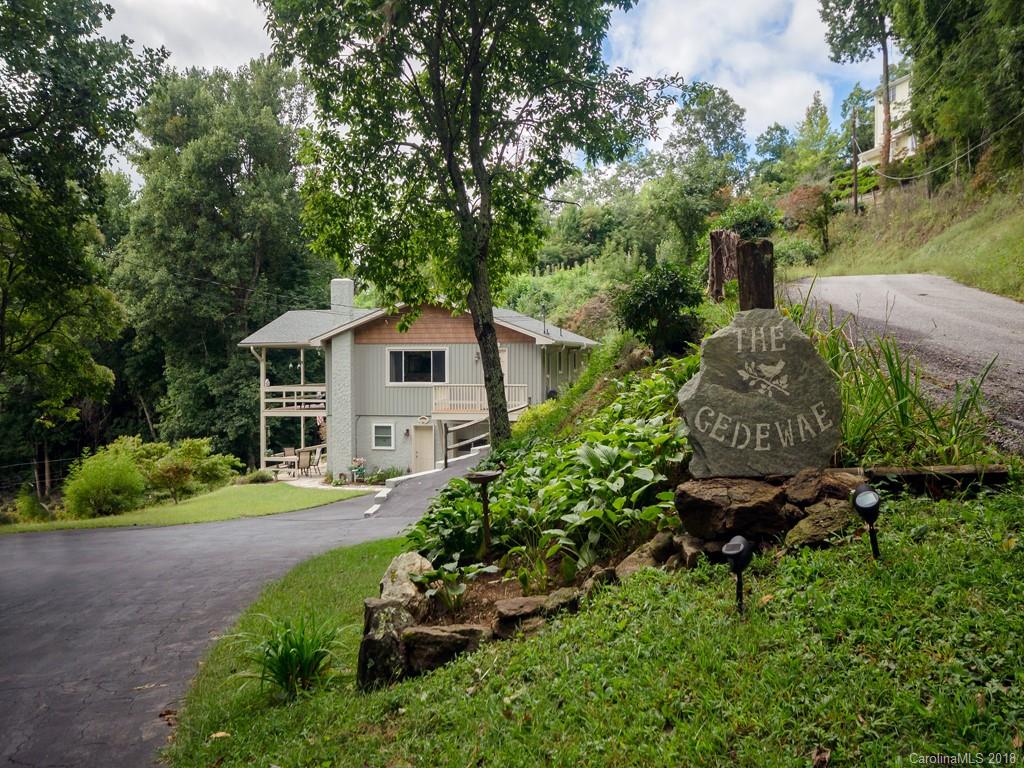 820 Scenic Circle