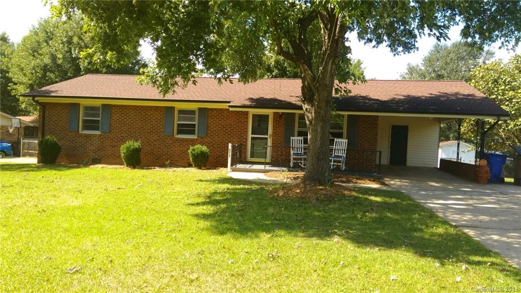 2918 Lake Drive