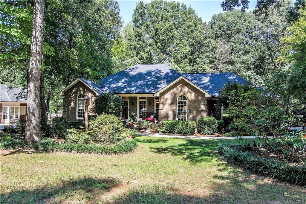 2810 Bent Oak Drive