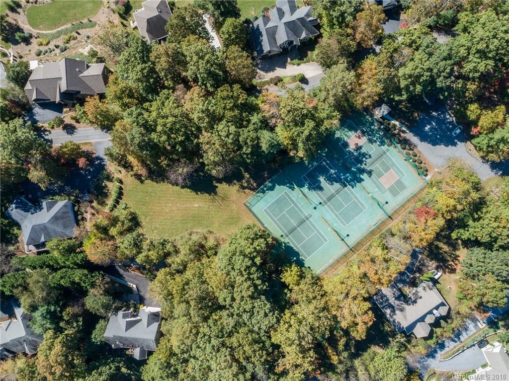 1 Country Club Road
