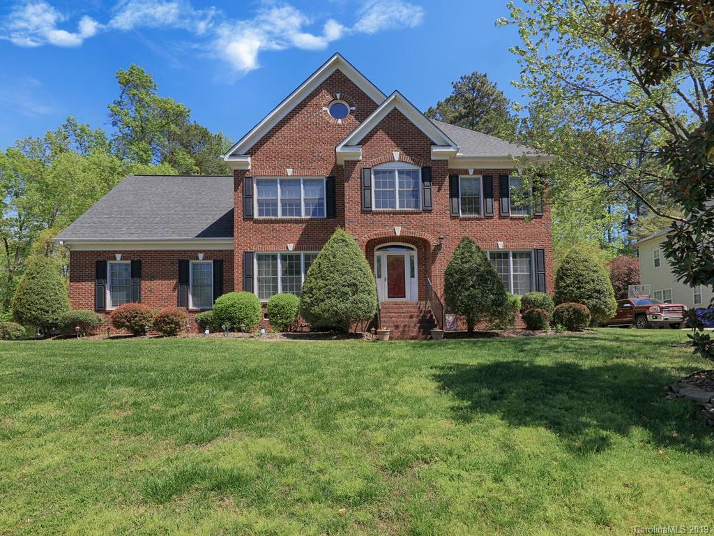 144 Fernbrook Drive