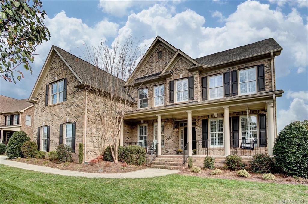 2027 Weddington Lake Drive