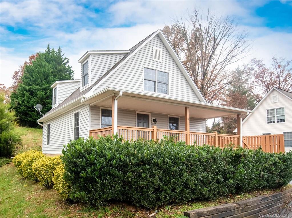 44 Iris Street 13