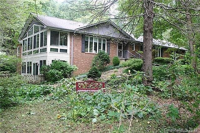 104 Woodhaven Drive