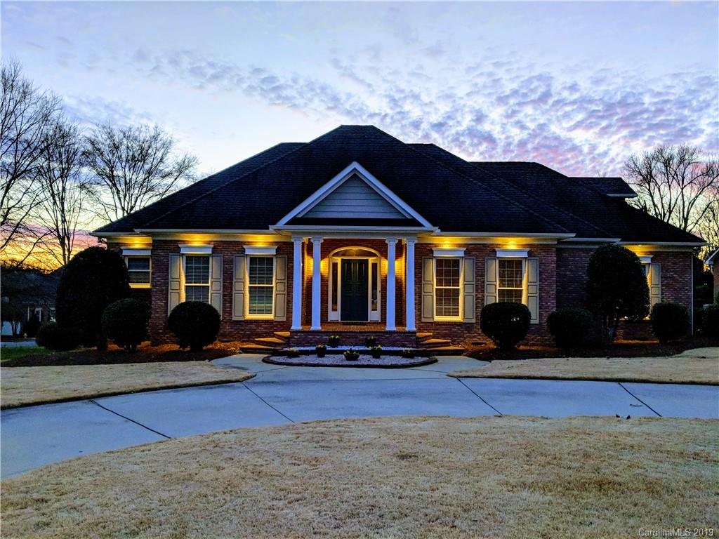 8004 Bay Pointe Drive