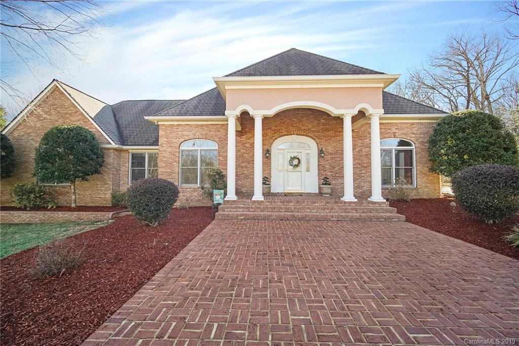 702 Woodhill Circle 11