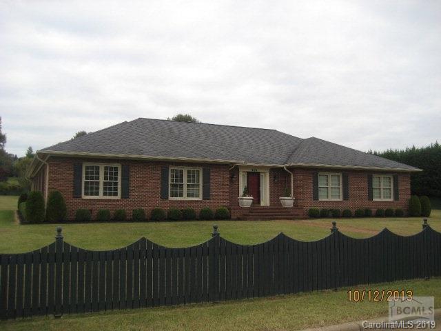 501 Willowbrook Drive