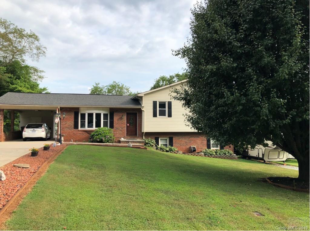 1313 Mountain Shadows Drive