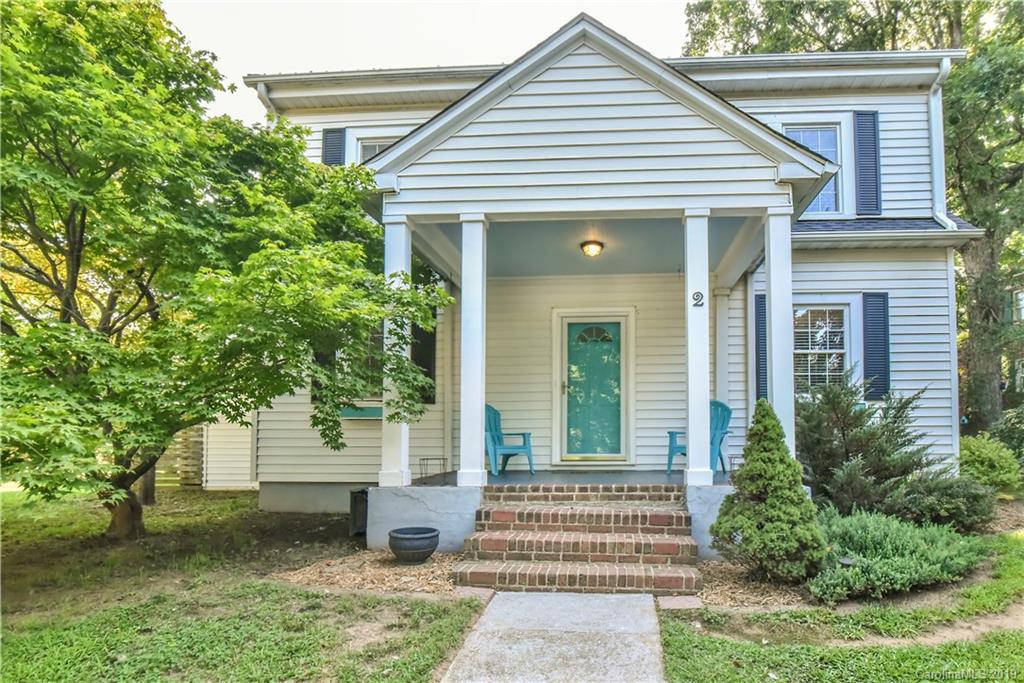 2 Enka Oak Street