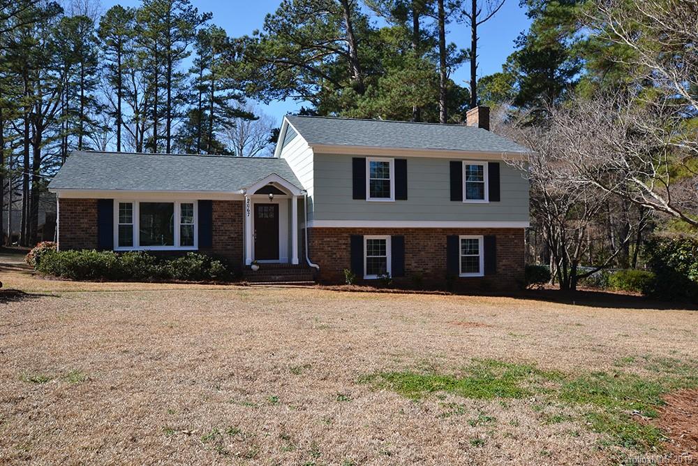 2067 Poinsett Drive