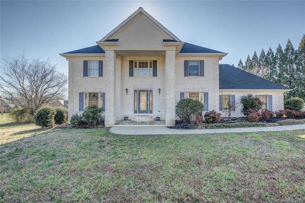 307 Cross Creek Drive
