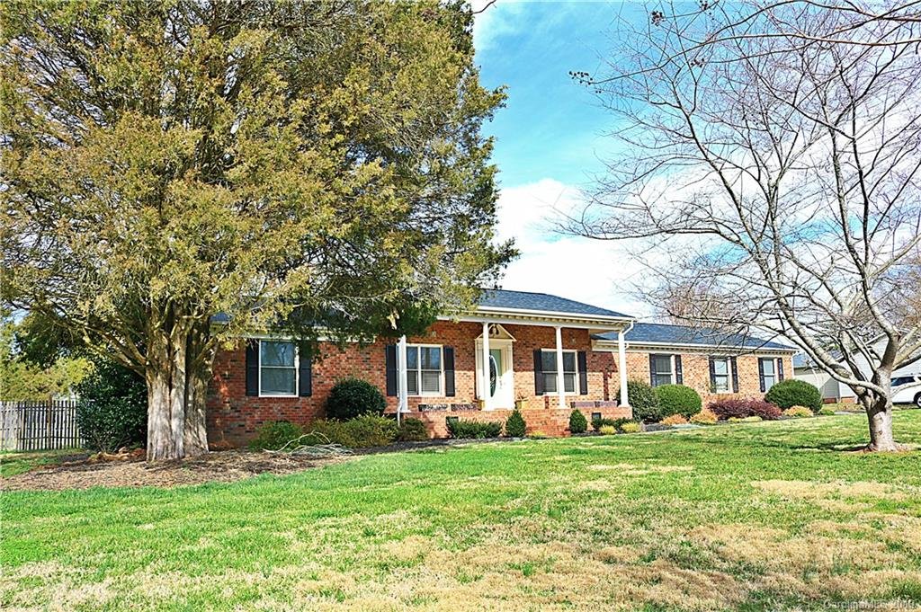 845 Timberlane Trail