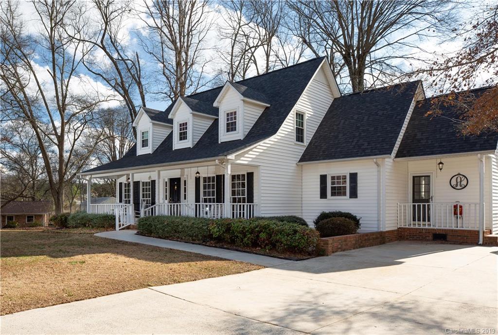 1019 Ridgemont Road