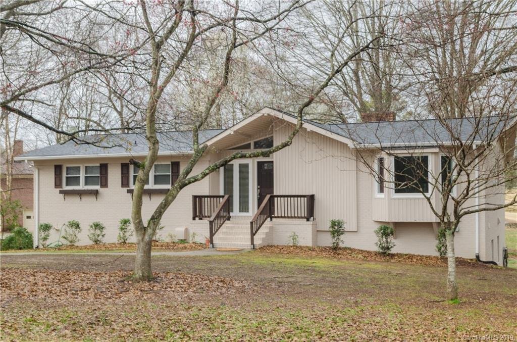 1447 Stoneyridge Drive