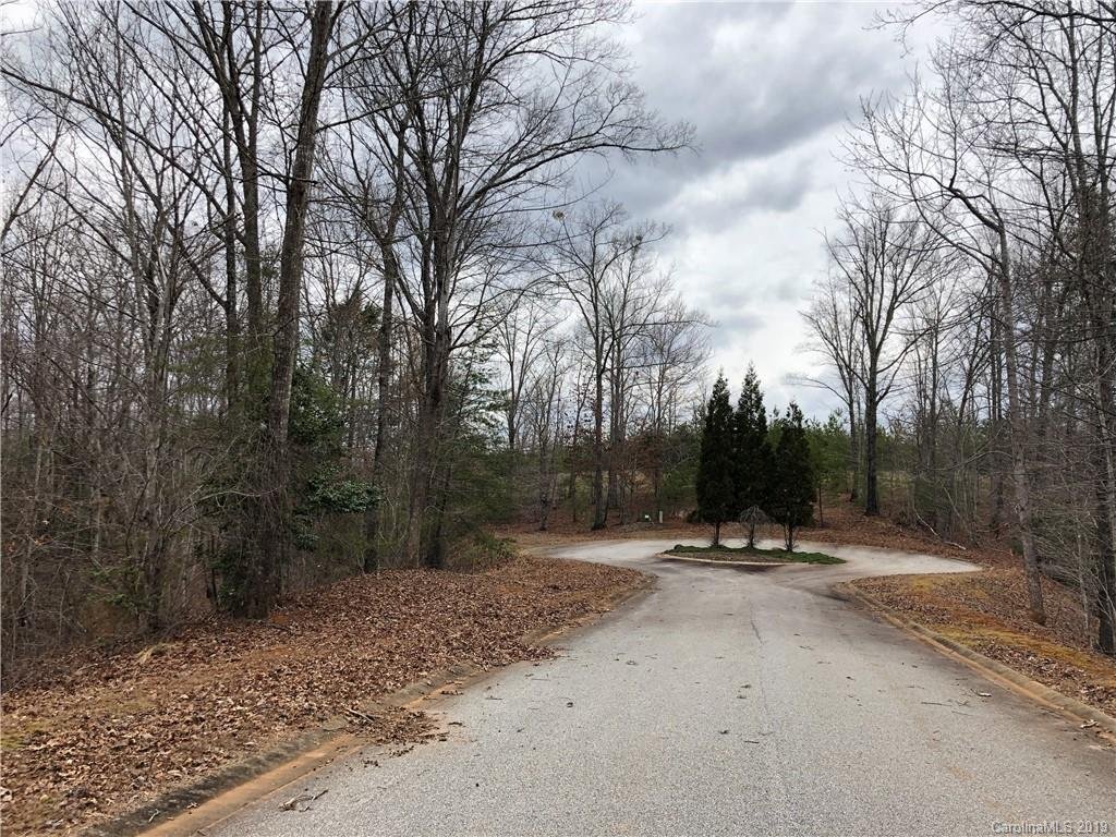 5 Twin Maple Way