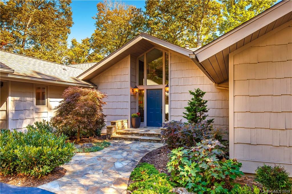 781 Cardinal Drive