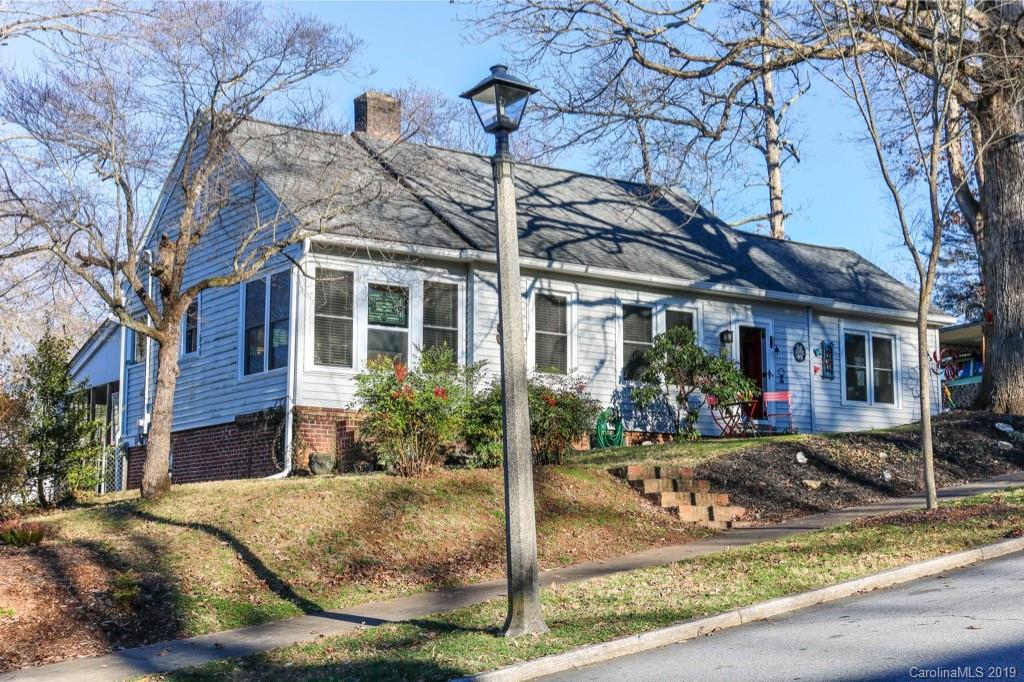 18 Enka Pine Street