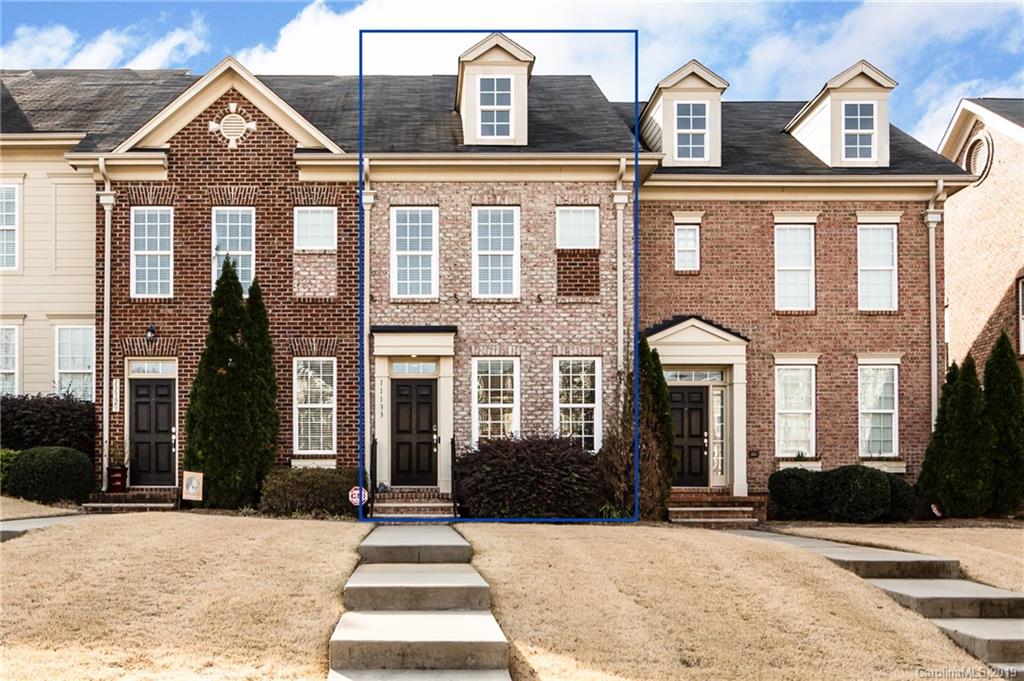 11133 Cedar Walk Lane