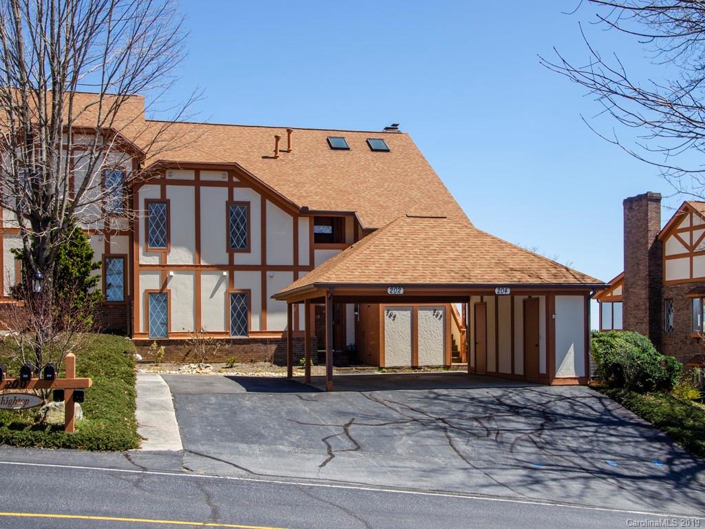 204 Fleetwood Plaza