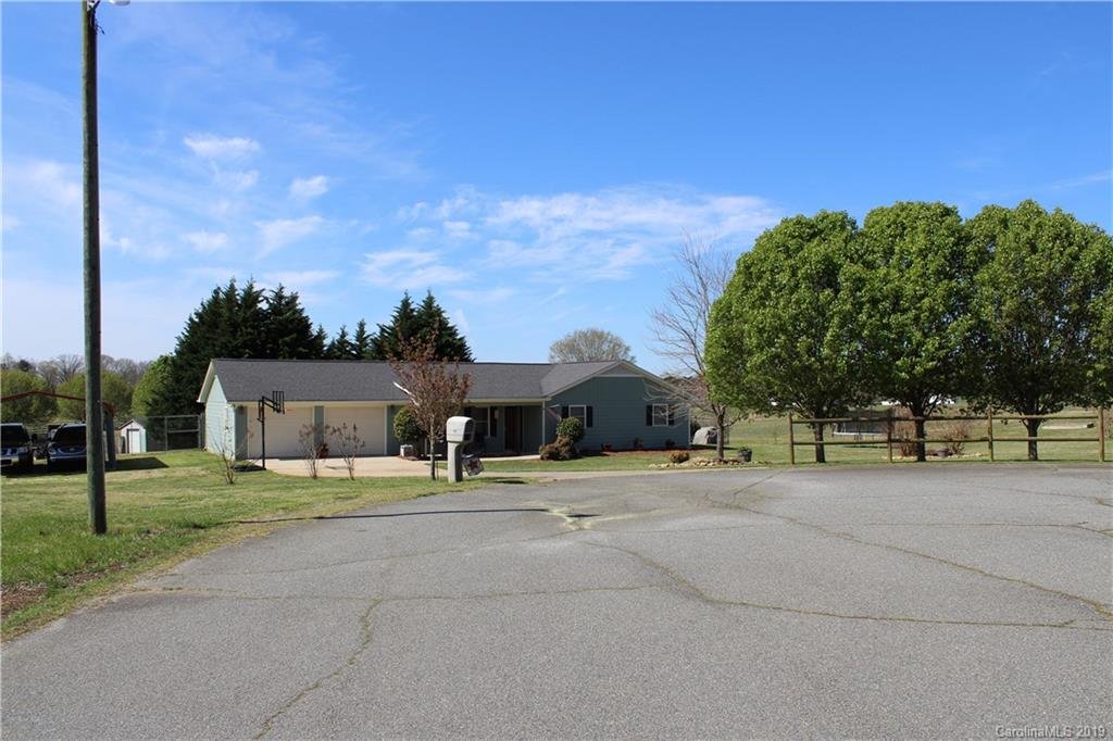 315 Vanity Lane