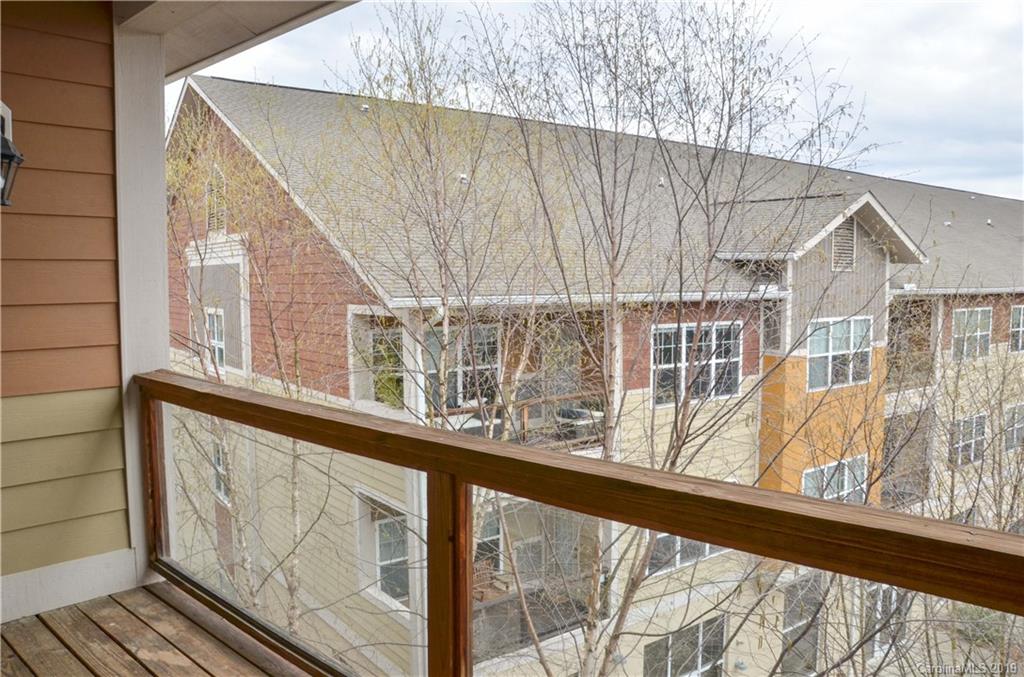 125 S Lexington Avenue 302A
