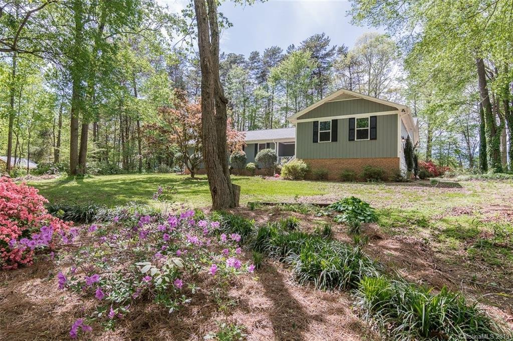 320 Regency Road